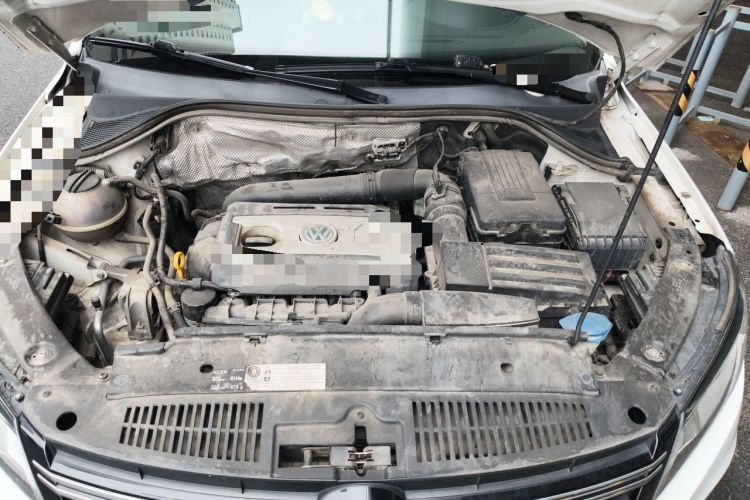 Used Volkswagen Tiguan 2015 1.8TSI Automatic Two-Wheel Drive Luxury Model Engine Bay