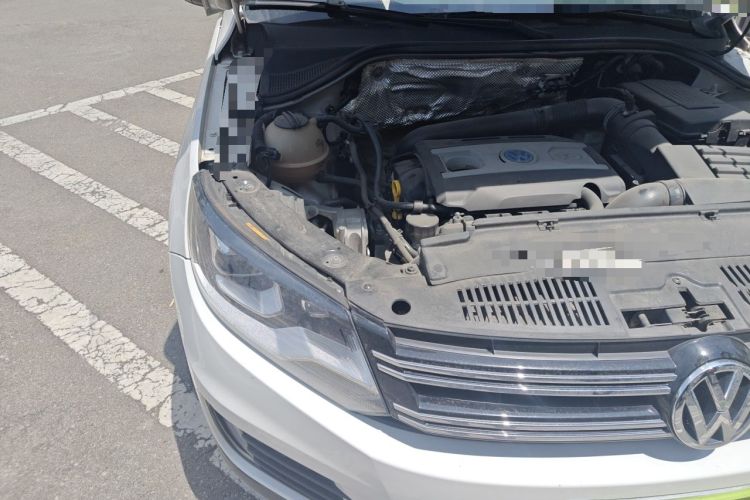 Used Volkswagen Tiguan 2015 1.8TSI Automatic Two-Wheel Drive Trend Edition Engine Bay Right