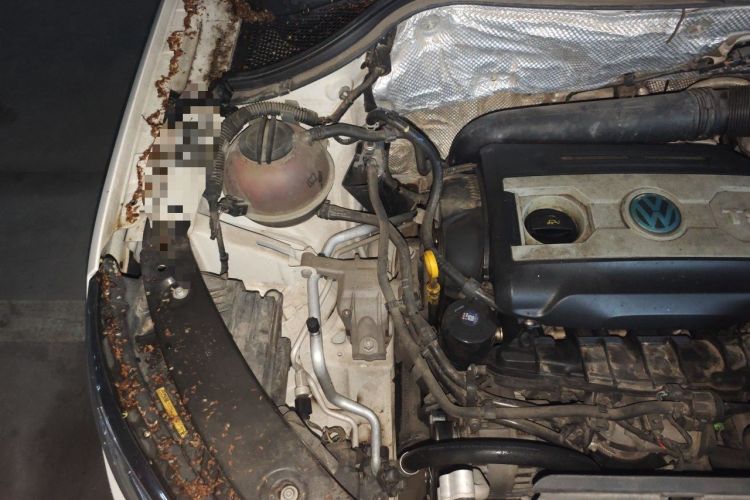 Used Volkswagen Tiguan 2015 1.8TSI Automatic Two-Wheel Drive Trend Edition Engine Bay Right