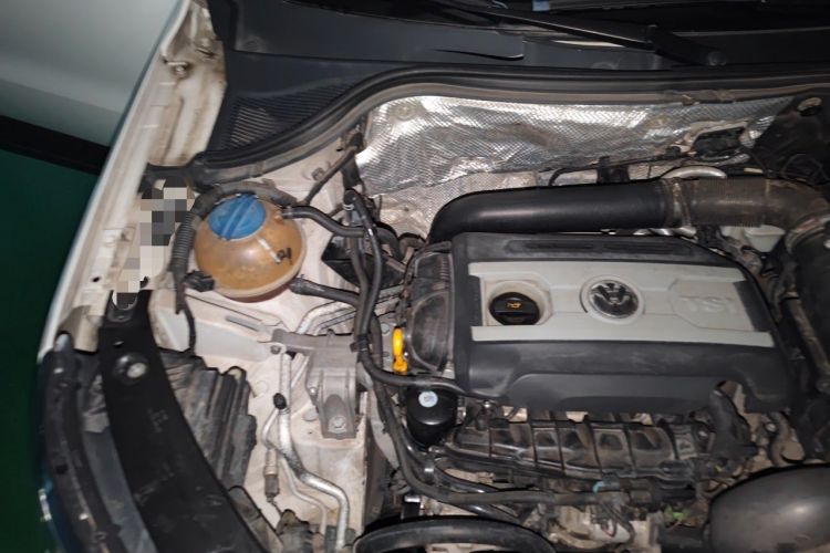 Used Volkswagen Tiguan 2015 1.8TSI Automatic Two-Wheel Drive Comfort Edition Engine Bay Right