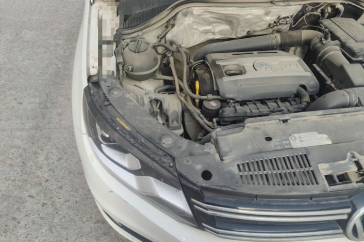 Used Volkswagen Tiguan 2015 1.8TSI Automatic Two-Wheel Drive Trend Edition Engine Bay Right
