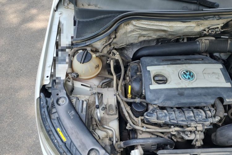Used Volkswagen Tiguan 2015 1.8TSI Automatic Two-Wheel Drive Comfort Edition Engine Bay Right