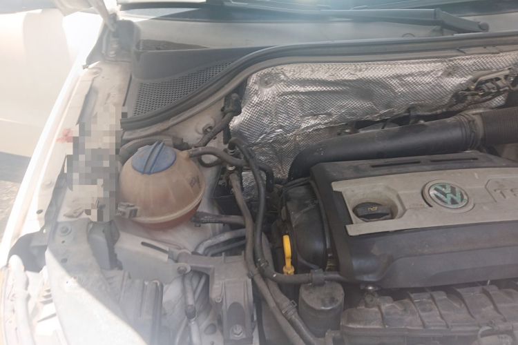 Used Volkswagen Tiguan 2015 1.8TSI Automatic Two-Wheel Drive Comfort Edition Engine Bay Right