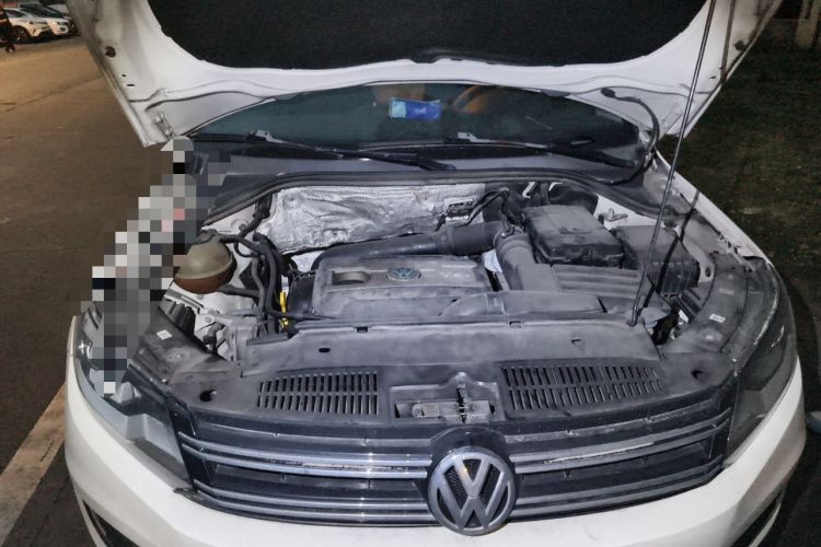 Used Volkswagen Tiguan 2015 1.8TSI Automatic Two-Wheel Drive Comfort Edition Engine Bay