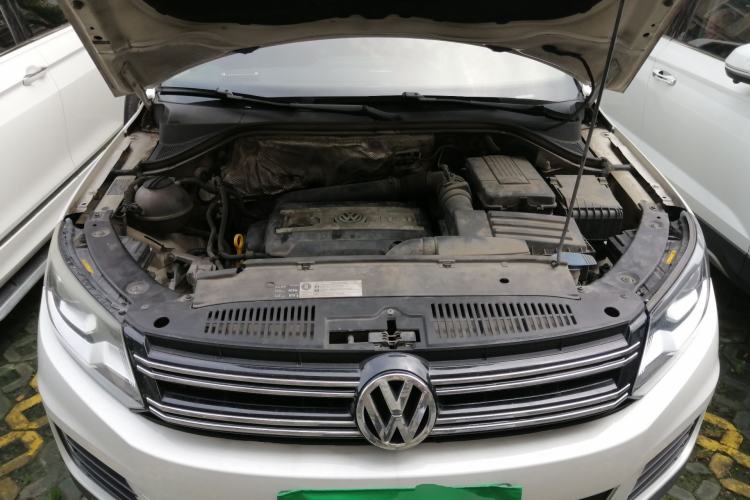 Used Volkswagen Tiguan 2015 1.8TSI Automatic Two-Wheel Drive Luxury Model Engine Bay
