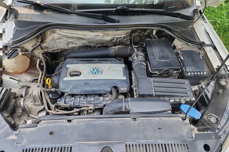 Used Volkswagen Tiguan 2015 1.8TSI Automatic Two-Wheel Drive Comfort Edition Engine Bay