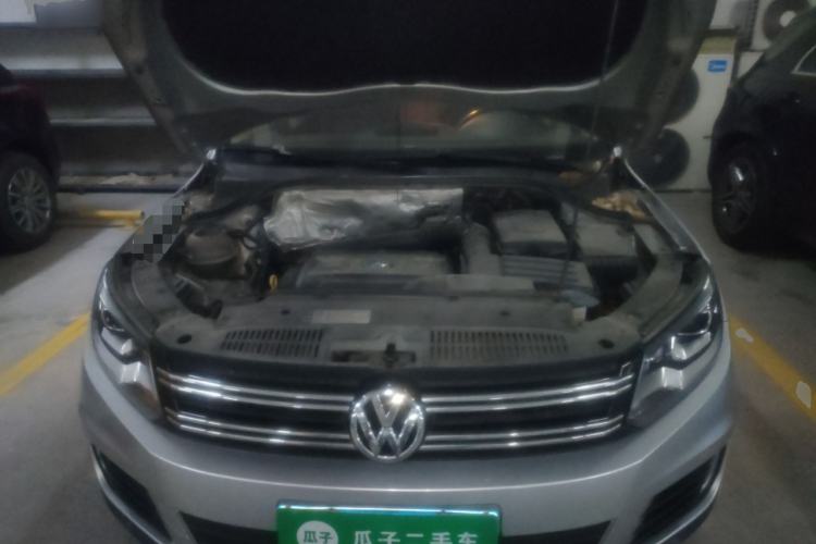 Used Volkswagen Tiguan 2015 1.8TSI Automatic Two-Wheel Drive Comfort Edition Engine Bay