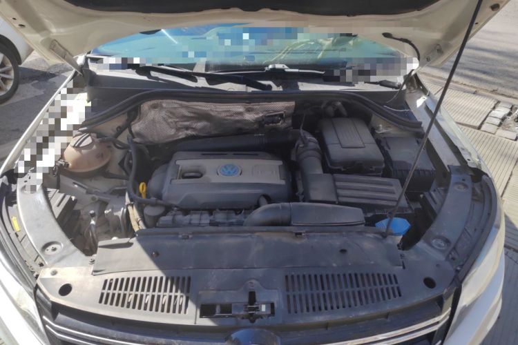 Used Volkswagen Tiguan 2015 1.8TSI Automatic Two-Wheel Drive Comfort Edition Engine Bay
