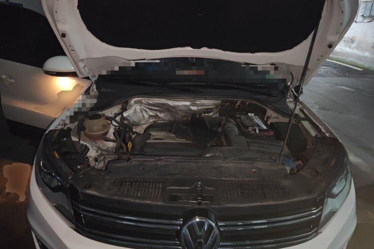 Used Volkswagen Tiguan 2015 1.8TSI Automatic Two-Wheel Drive Comfort Edition Engine Bay