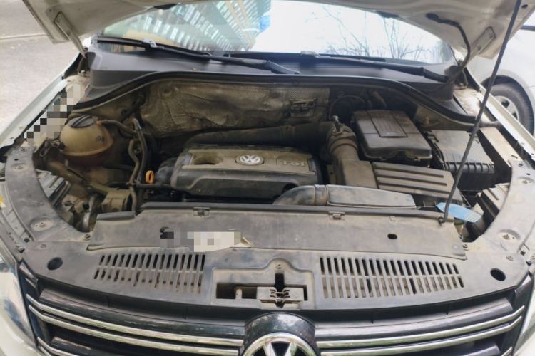 Used Volkswagen Tiguan 2015 1.8TSI Automatic Two-Wheel Drive Luxury Model Engine Bay