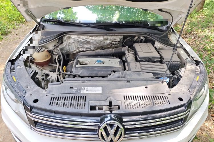 Used Volkswagen Tiguan 2015 1.8TSI Automatic Two-Wheel Drive Comfort Edition Engine Bay
