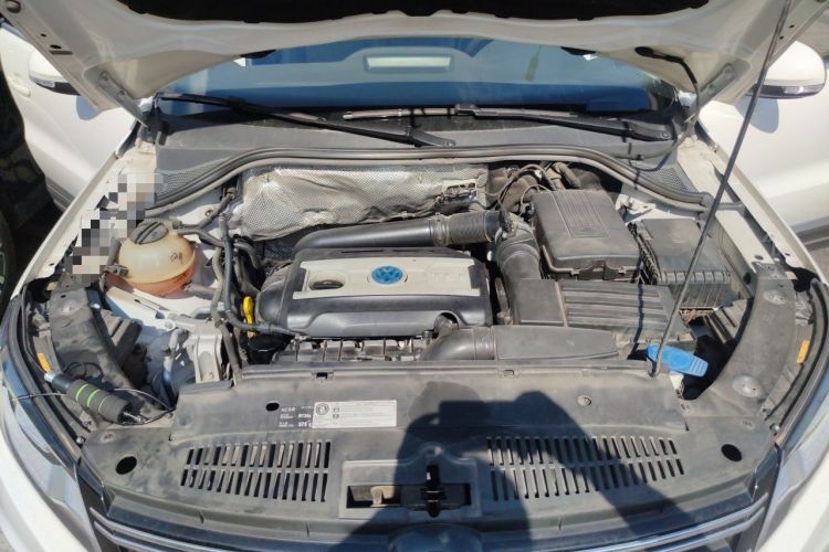 Used Volkswagen Tiguan 2015 1.8TSI Automatic Two-Wheel Drive Luxury Model Engine Bay