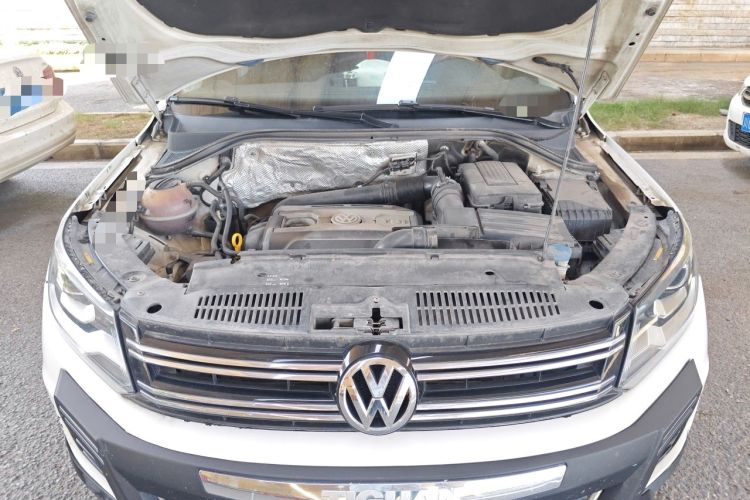 Used Volkswagen Tiguan 2015 1.8TSI Automatic All-Wheel-Drive Luxury Model Engine Bay