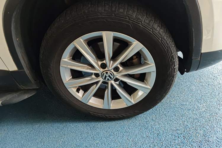 Used Volkswagen Tiguan 2015 1.8TSI Automatic All-Wheel Drive Style Vision Edition Exterior 1