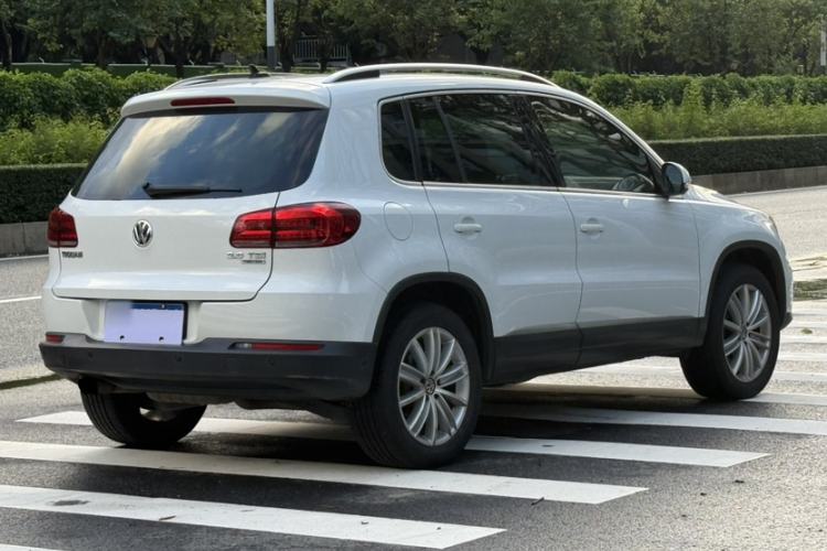 Used Volkswagen Tiguan 2015 2.0 TSI Comfort Edition Exterior 14