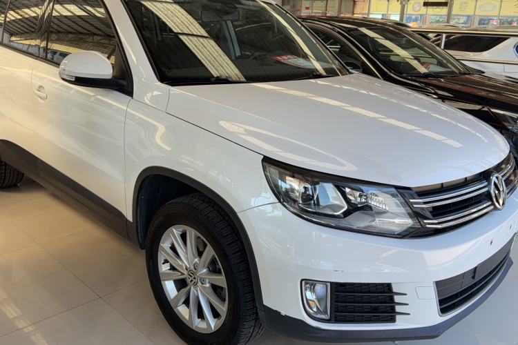 Used Volkswagen Tiguan 2015 1.8TSI Automatic Two-Wheel Drive Comfort Edition Exterior 2