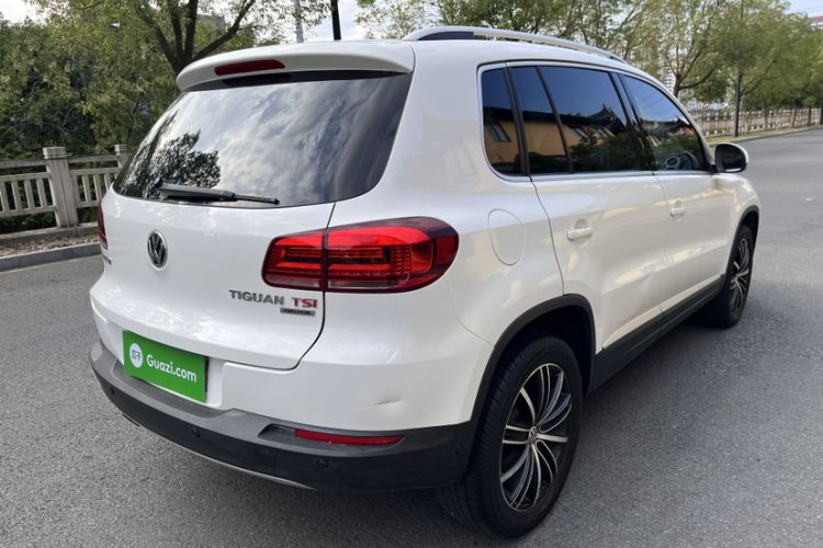 Used Volkswagen Tiguan 2015 2.0 TSI Automatic All-Wheel Drive Flagship Edition Exterior 3