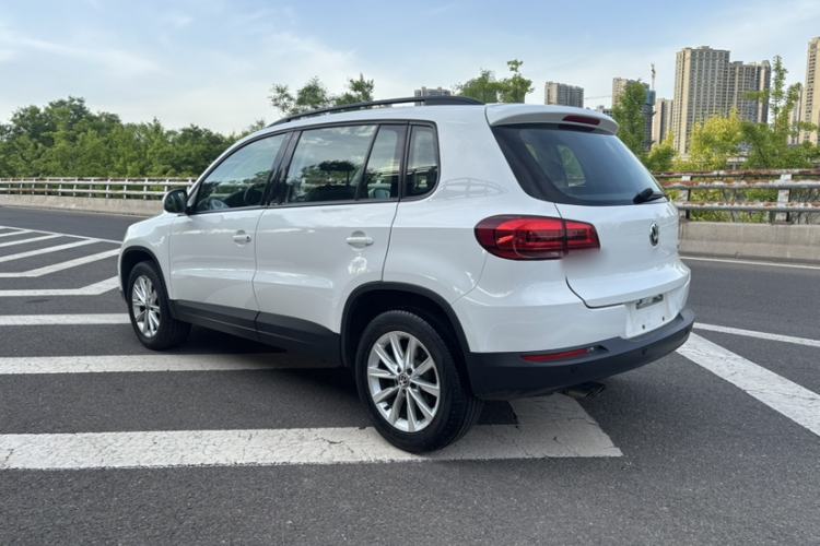Used Volkswagen Tiguan 2015 1.8TSI Automatic Two-Wheel Drive Comfort Edition Exterior 3