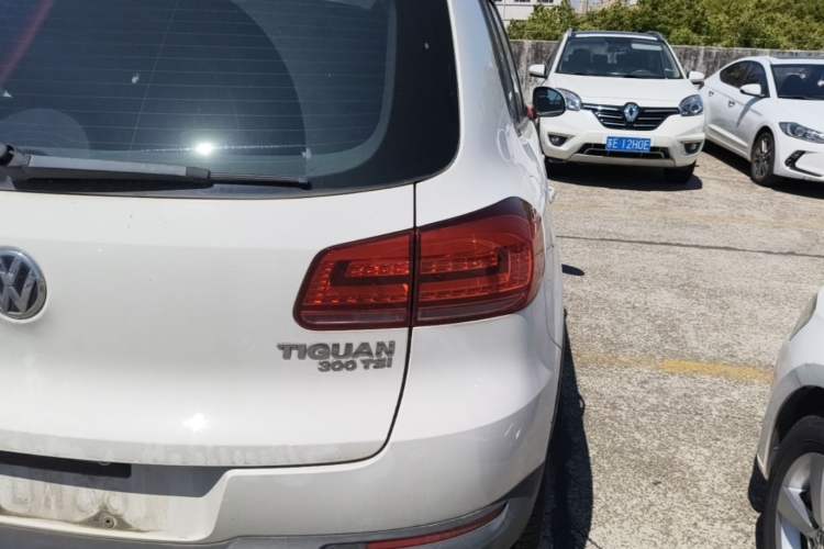 Used Volkswagen Tiguan 2015 1.8TSI Automatic Two-Wheel Drive Comfort Edition Exterior 3