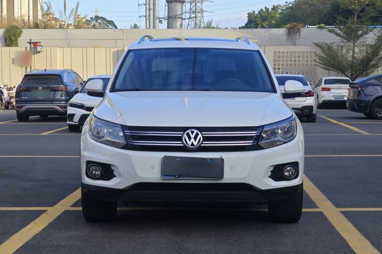 Used Volkswagen Tiguan 2015 2.0 TSI Comfort Edition Exterior 4