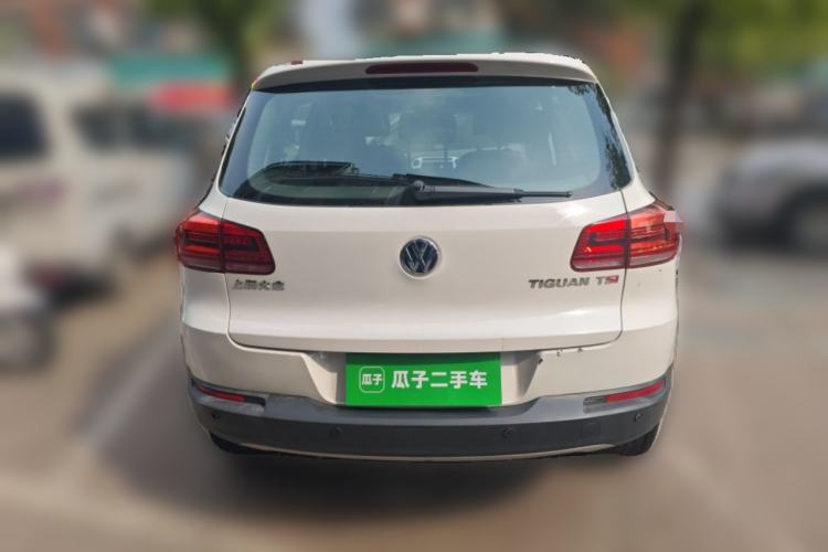 Used Volkswagen Tiguan 2015 1.8TSI Automatic Two-Wheel Drive Luxury Model Exterior 4