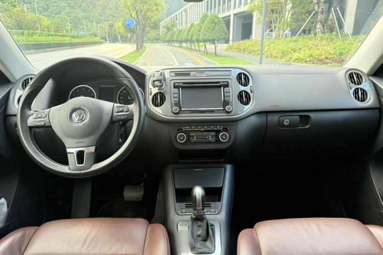 Used Volkswagen Tiguan 2015 2.0 TSI Comfort Edition Exterior 5