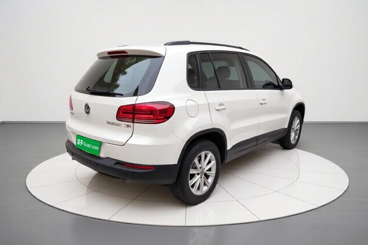 Used Volkswagen Tiguan 2015 1.8TSI Automatic Two-Wheel Drive Comfort Edition Exterior 5