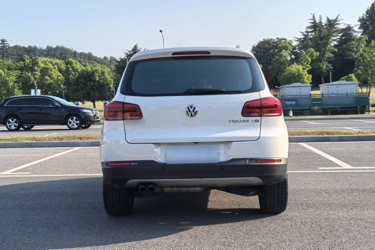 Used Volkswagen Tiguan 2015 1.8TSI Automatic Two-Wheel Drive Luxury Model Exterior 5