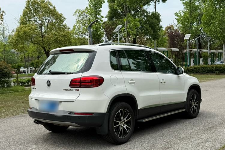 Used Volkswagen Tiguan 2015 1.8TSI Automatic Two-Wheel Drive Luxury Model Exterior 6
