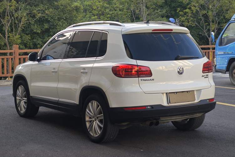 Used Volkswagen Tiguan 2015 2.0 TSI Comfort Edition Exterior 6