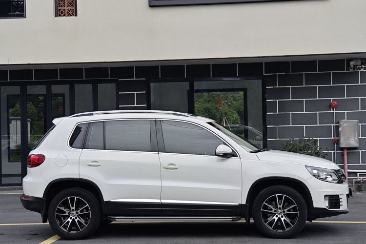 Used Volkswagen Tiguan 2015 1.8TSI Automatic Two-Wheel Drive Luxury Model Exterior 7