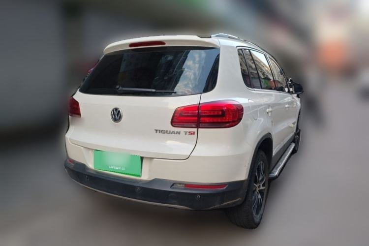Used Volkswagen Tiguan 2015 1.8TSI Automatic Two-Wheel Drive Luxury Model Exterior 7