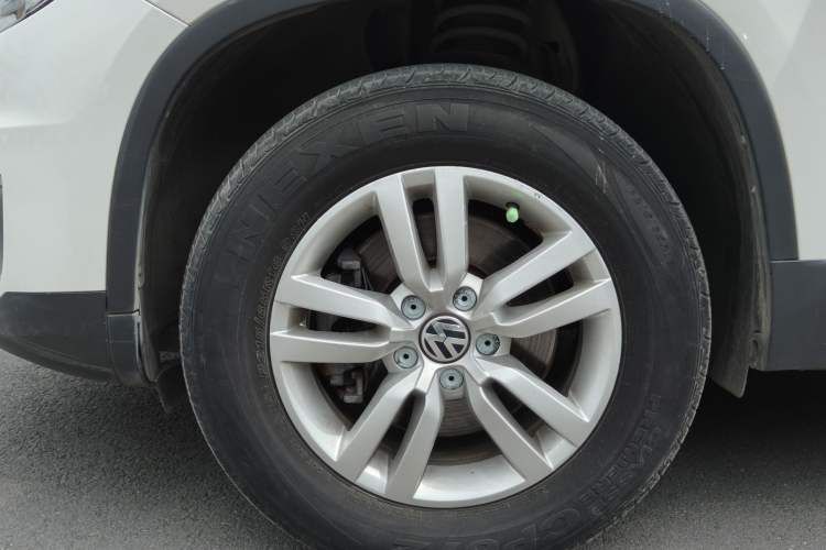 Used Volkswagen Tiguan 2015 1.8TSI Automatic Two-Wheel Drive Trend Edition Exterior 8