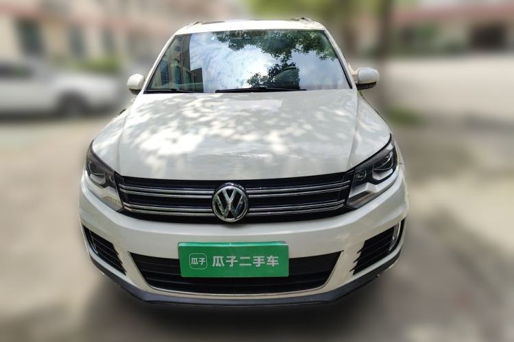 Used Volkswagen Tiguan 2015 1.8TSI Automatic All-Wheel-Drive Luxury Model Front