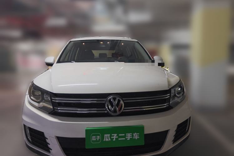 Used Volkswagen Tiguan 2015 2.0 TSI Automatic All-Wheel Drive Luxury Edition Front