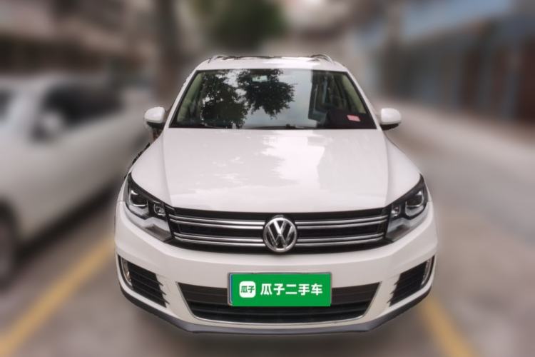 Used Volkswagen Tiguan 2015 2.0 TSI Automatic All-Wheel Drive Luxury Edition Front