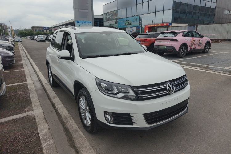 Used Volkswagen Tiguan 2015 1.8TSI Automatic Two-Wheel Drive Comfort Edition Front Right 45 Deg