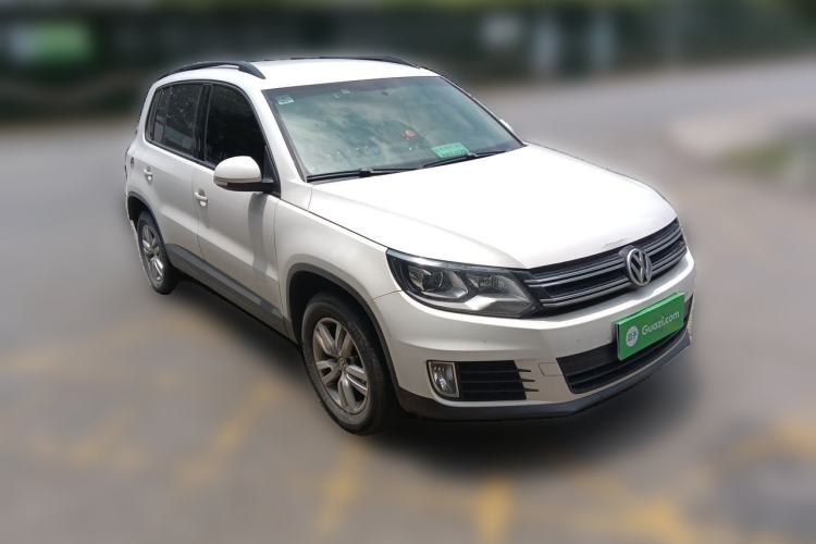Used Volkswagen Tiguan 2015 1.8TSI Automatic Two-Wheel Drive Trend Edition Front Right 45 Deg