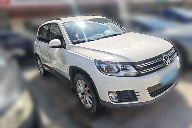 Used Volkswagen Tiguan 2015 1.8TSI Automatic Two-Wheel Drive Comfort Edition Front Right 45 Deg