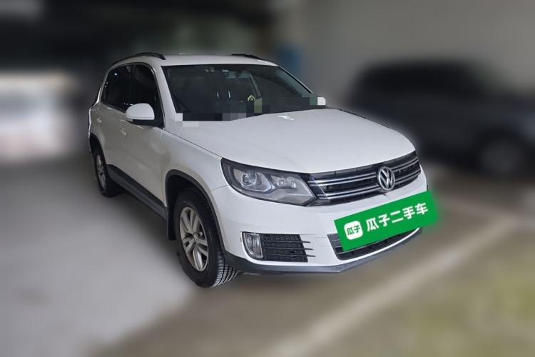 Used Volkswagen Tiguan 2015 1.8TSI Automatic Two-Wheel Drive Trend Edition Front Right 45 Deg