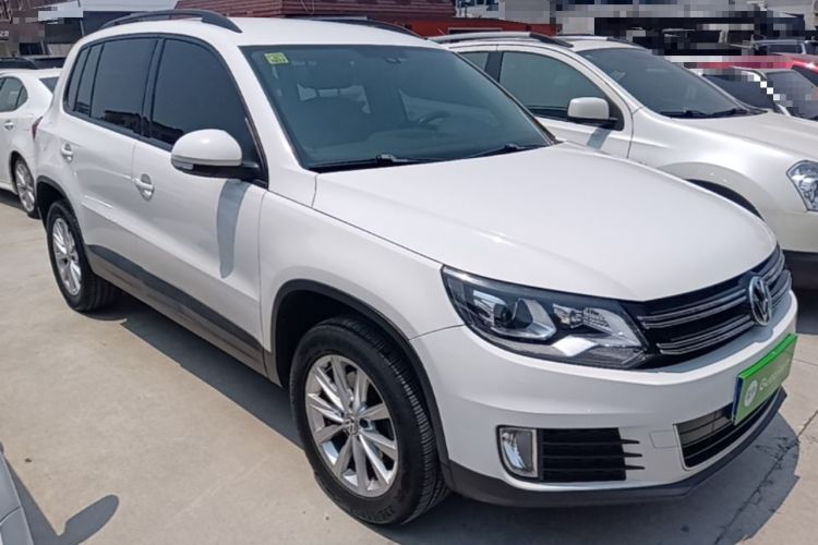 Used Volkswagen Tiguan 2015 1.8TSI Automatic Two-Wheel Drive Comfort Edition Front Right 45 Deg