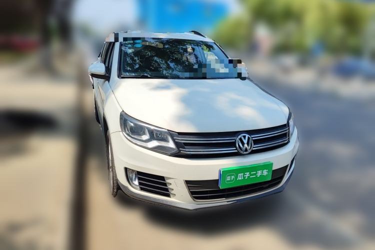 Used Volkswagen Tiguan 2015 1.8TSI Automatic Two-Wheel Drive Comfort Edition Front Right 45 Deg