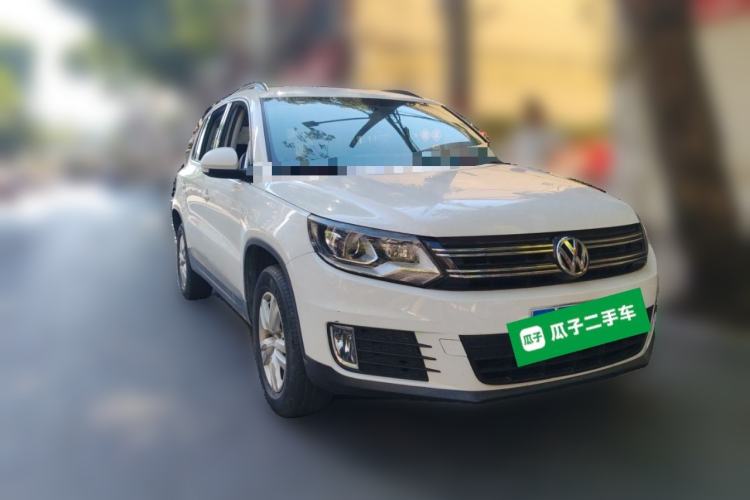 Used Volkswagen Tiguan 2015 1.8TSI Automatic Two-Wheel Drive Trend Edition Front Right 45 Deg