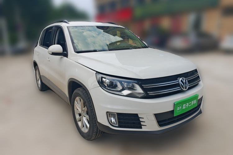Used Volkswagen Tiguan 2015 1.8TSI Automatic Two-Wheel Drive Comfort Edition Front Right 45 Deg
