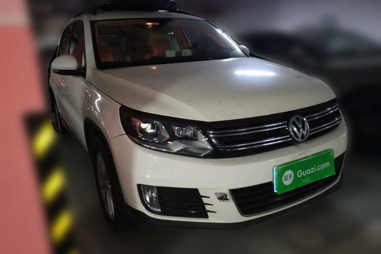 Used Volkswagen Tiguan 2015 1.8TSI Automatic Two-Wheel Drive Comfort Edition Front Right 45 Deg