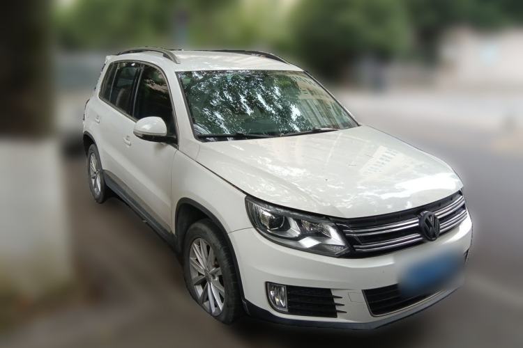 Used Volkswagen Tiguan 2015 1.8TSI Automatic Two-Wheel Drive Comfort Edition Front Right 45 Deg