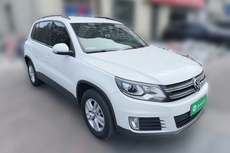 Used Volkswagen Tiguan 2015 1.8TSI Automatic Two-Wheel Drive Trend Edition Front Right 45 Deg