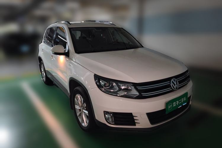 Used Volkswagen Tiguan 2015 1.8TSI Automatic Two-Wheel Drive Comfort Edition Front Right 45 Deg
