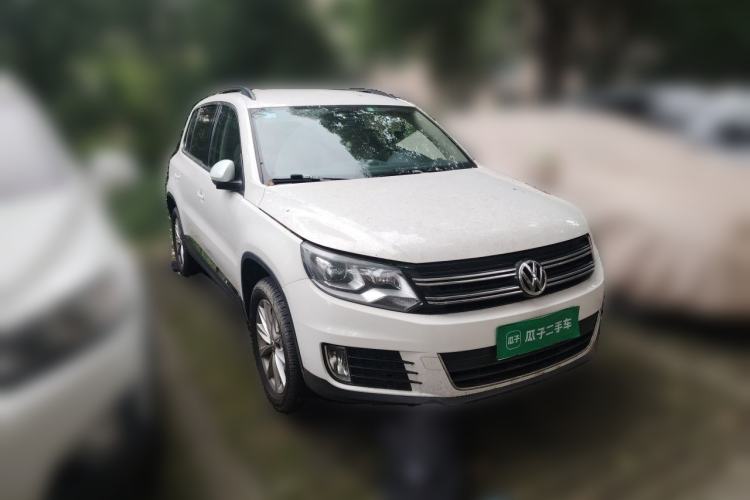 Used Volkswagen Tiguan 2015 1.8TSI Automatic Two-Wheel Drive Comfort Edition Front Right 45 Deg