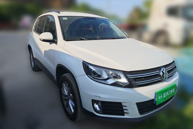 Used Volkswagen Tiguan 2015 1.8TSI Automatic Two-Wheel Drive Comfort Edition Front Right 45 Deg